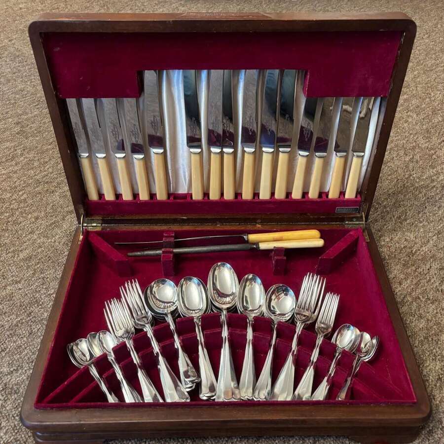 Vintage Silver Plated R.F Mosley 67 Piece Cutlery Set Bovine Bone Mahogany Box