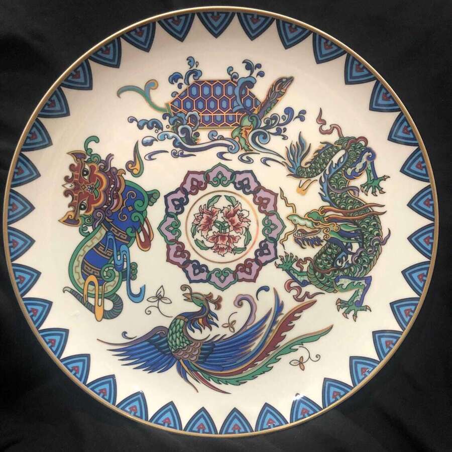 The Charger Of The Imperial Legends Fine Porcelain Dragon %26 Lion Decorative Plate